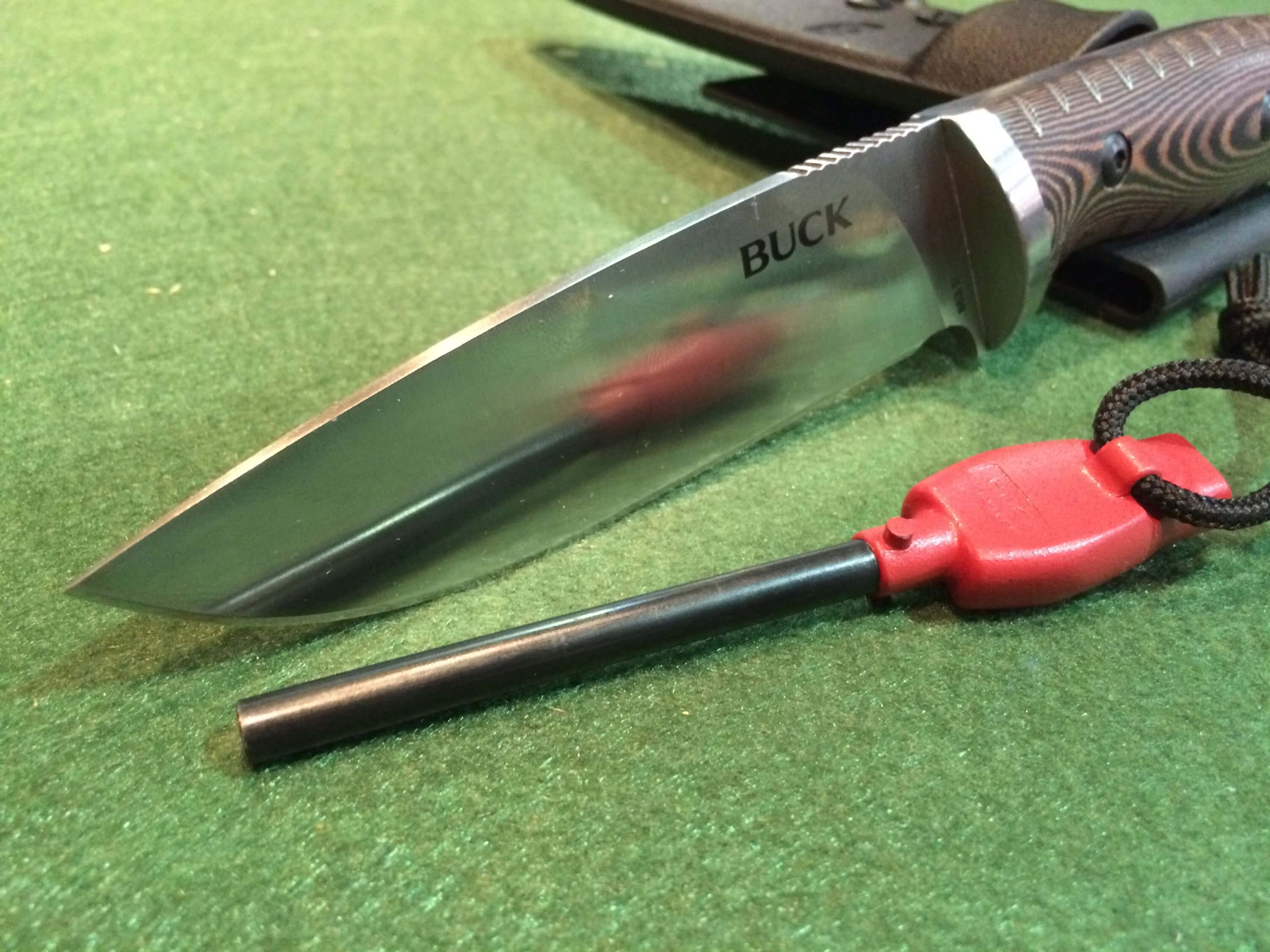 Buck Knives 0863BRS Selkirk Survival Knife